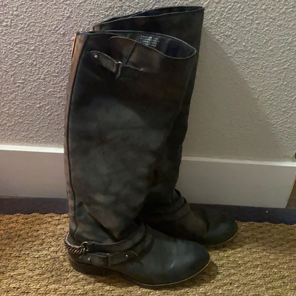 Steve Madden boots